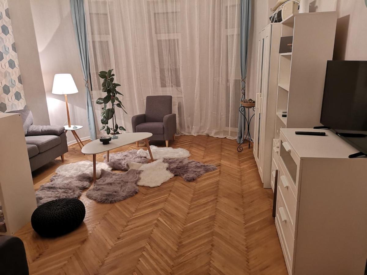 Anno Apartman Шиофок Экстерьер фото